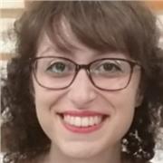 Diploma Esabac, ottima conoscenza della lingua francese scritta e parlata. Buona preparazione nelle altre materie scolastiche: italiano, inglese